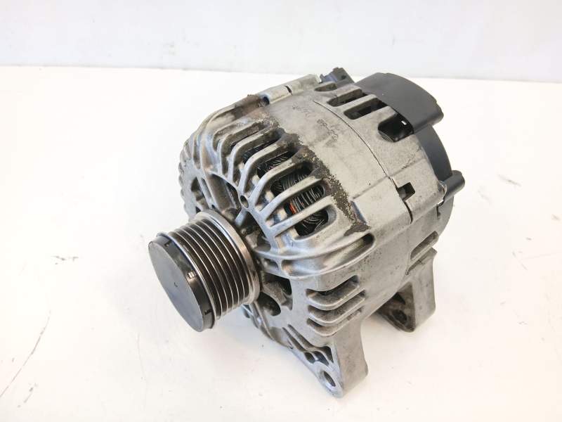 Recambio de alternador para peugeot 3008 i monospace (0u_) 1.6 hdi referencia OEM IAM 9646321780 56811 