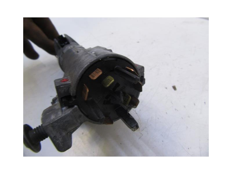 Recambio de antirrobo clausor arranque : volkswagen polo : 1.2 g (63,90cv) [2002] para volkswagen polo 1.2 g referencia OEM IAM 