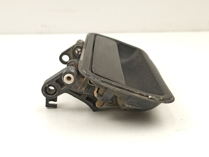 Recambio de manilla trasera derecha para suzuki vitara 1.9 td referencia OEM IAM 8283056B005PK  