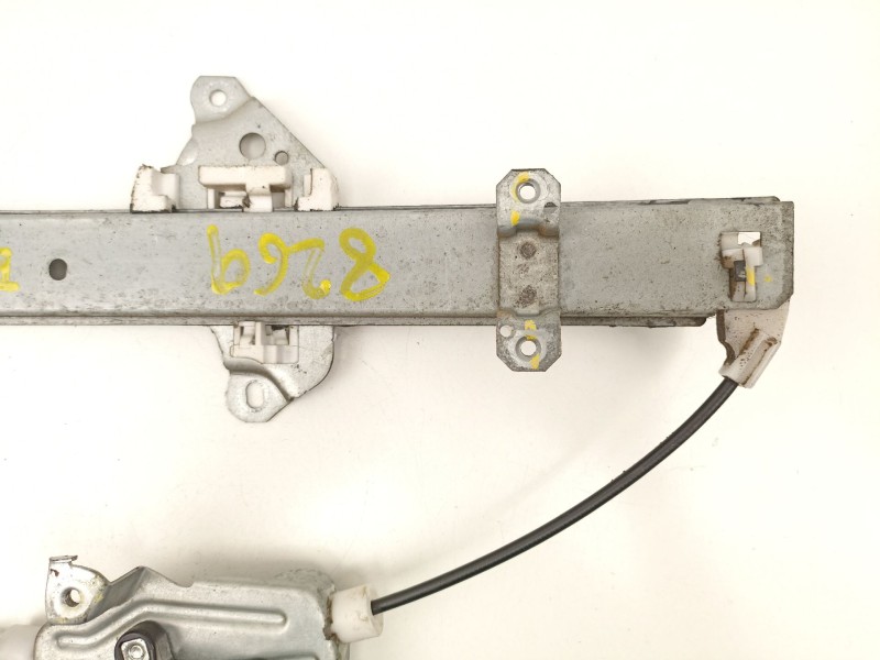 Recambio de elevalunas delantero derecho para nissan tiida hatchback (c11) 1.5 dci referencia OEM IAM 807308991A A864364701 