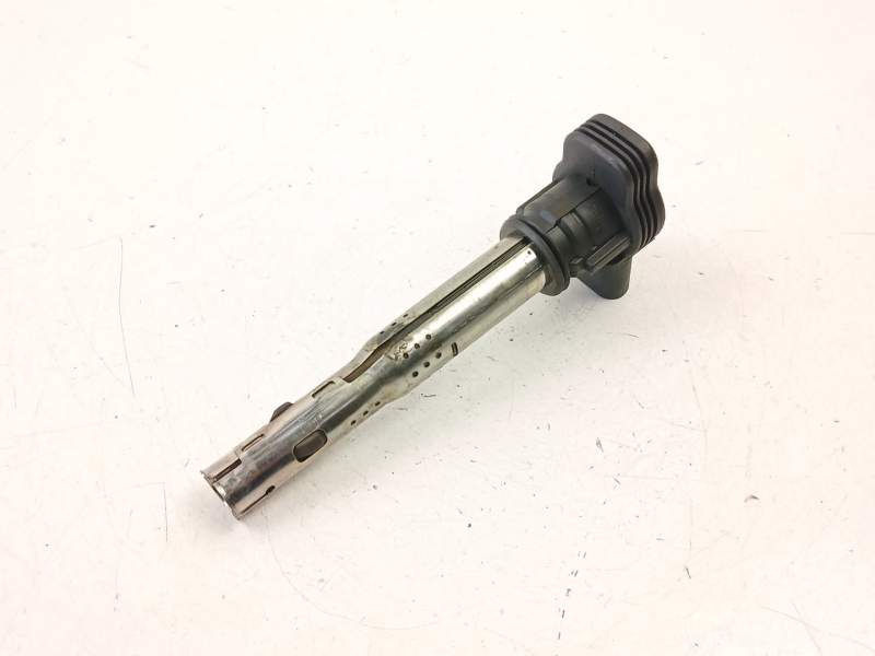 Recambio de bobina para volkswagen passat b6 (3c2) 2.0 fsi referencia OEM IAM 07K905715F  