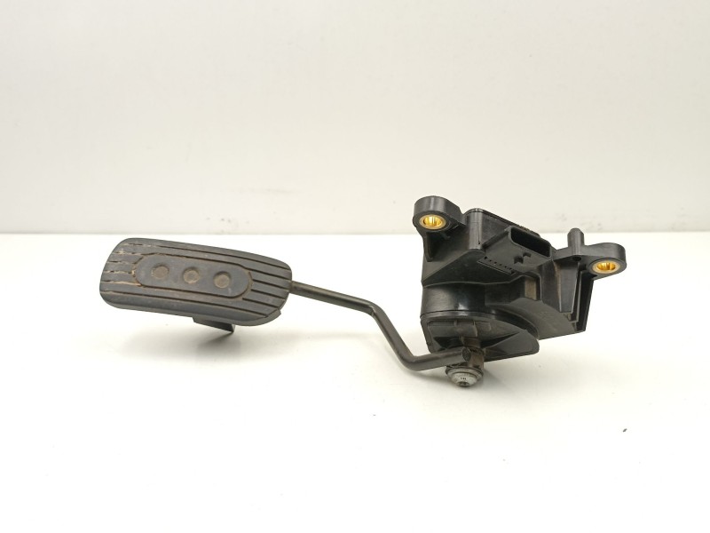 Recambio de potenciometro aceleracion para nissan tiida hatchback (c11) 1.5 dci referencia OEM IAM 18002AX700  