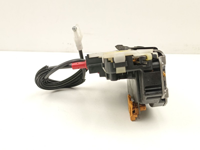 Recambio de cerradura puerta delantera derecha para chevrolet orlando (j309) 2.0 d referencia OEM IAM 13579523  