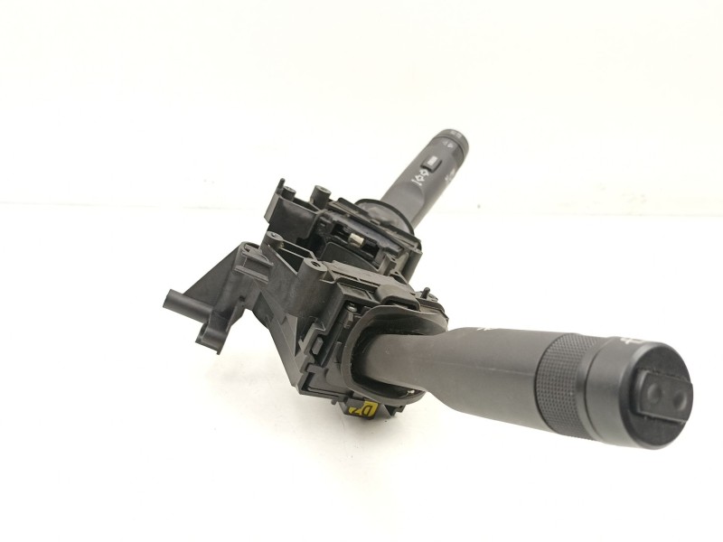 Recambio de mando luces y limpias para chevrolet orlando (j309) 2.0 d referencia OEM IAM 20941129  20941131