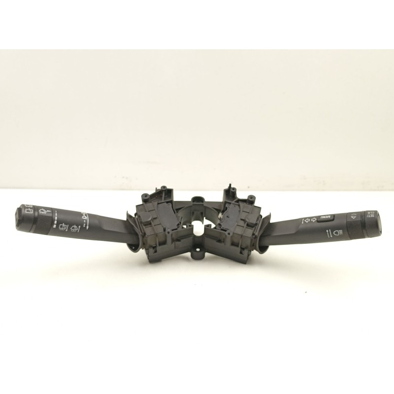 Recambio de mando luces y limpias para chevrolet orlando (j309) 2.0 d referencia OEM IAM 20941129  20941131
