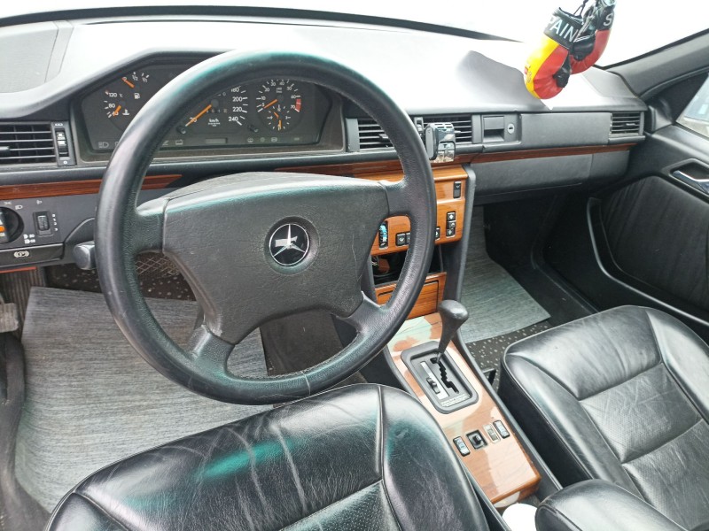 Recambio de carroceria para mercedes-benz 124 sedán (w124) 300 e (124.030) referencia OEM IAM   