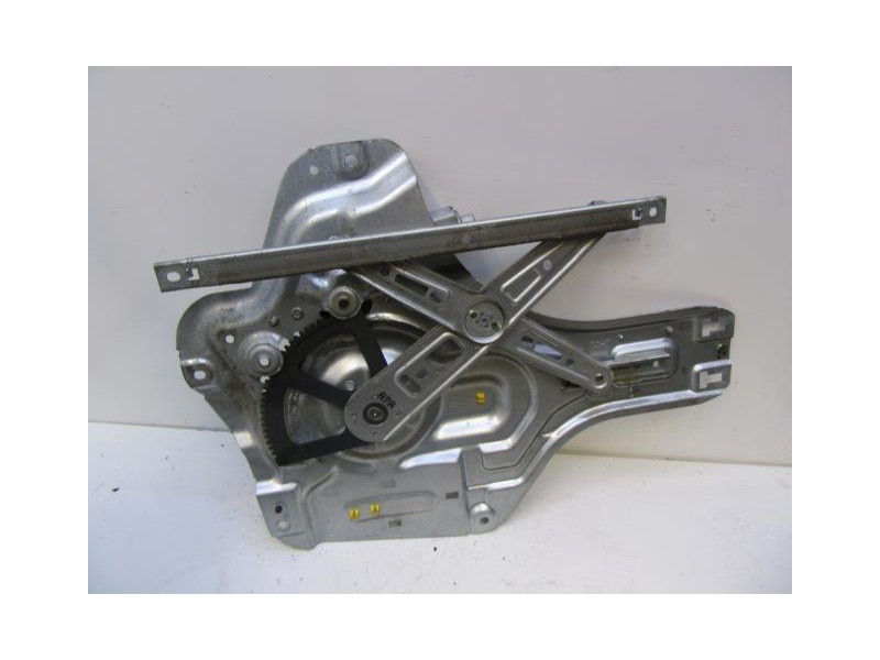 Recambio de elevalunas elec. tra. dch. : kia cerato : 1.6 g (104,96cv) [2005] para kia cerato 1.6 g referencia OEM IAM ELECTRICO