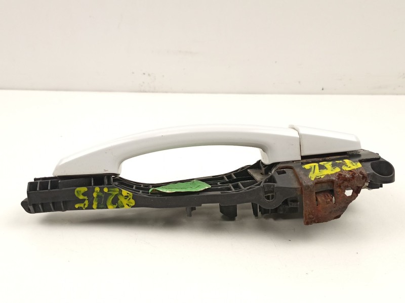 Recambio de manilla trasera izquierda para chevrolet orlando (j309) 2.0 d referencia OEM IAM 13505890  