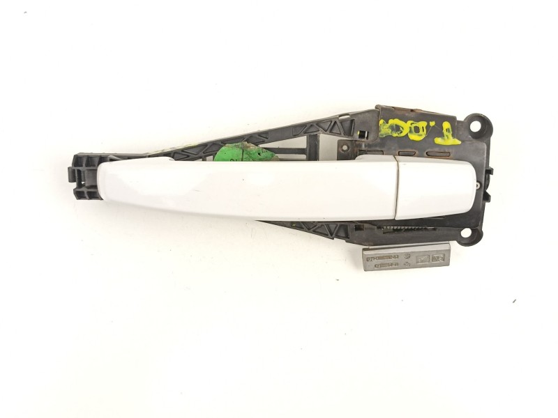 Recambio de manilla trasera derecha para chevrolet orlando (j309) 2.0 d referencia OEM IAM 13505889  