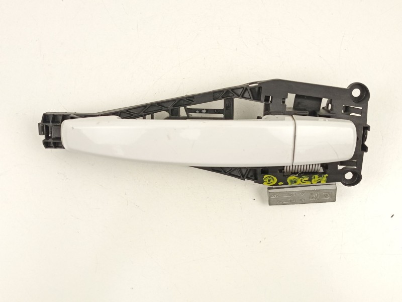 Recambio de manilla delantera derecha para chevrolet orlando (j309) 2.0 d referencia OEM IAM 13505889  