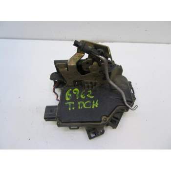 CERRADURA PUERTA TRASERA DERECHA 4B1837016G 