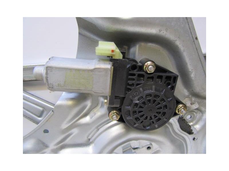 Recambio de elevalunas elec. tra. dch. : kia cerato : 1.6 g (104,96cv) [2005] para kia cerato 1.6 g referencia OEM IAM ELECTRICO