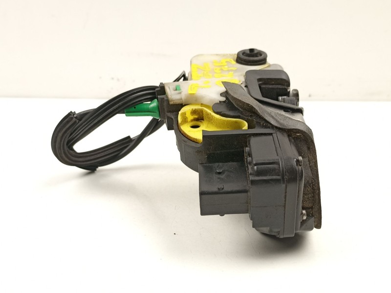 Recambio de cerradura puerta trasera izquierda para chevrolet orlando (j309) 2.0 d referencia OEM IAM 13579557  