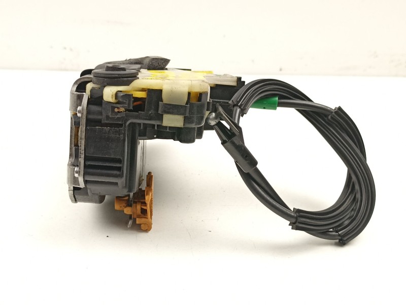 Recambio de cerradura puerta trasera izquierda para chevrolet orlando (j309) 2.0 d referencia OEM IAM 13579557  