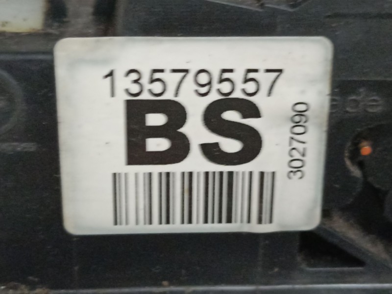 Recambio de cerradura puerta trasera izquierda para chevrolet orlando (j309) 2.0 d referencia OEM IAM 13579557  