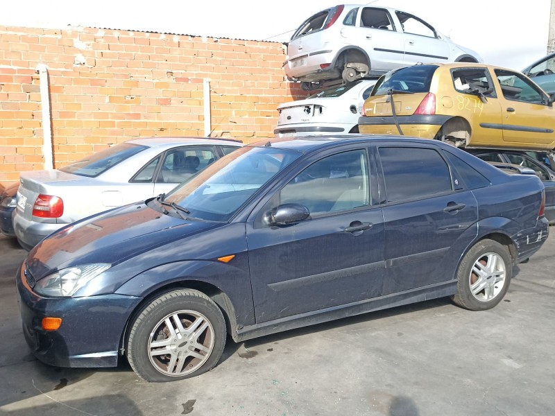 ford focus i sedán (dfw) del año 2001