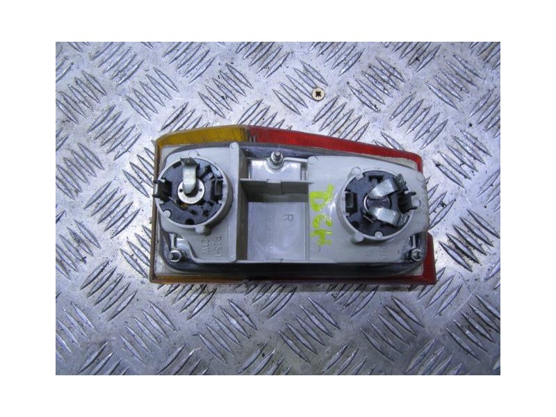 Recambio de piloto trasero dch. : ford fiesta : 0.1 g [1979] para ford fiesta 0.1 g referencia OEM IAM   