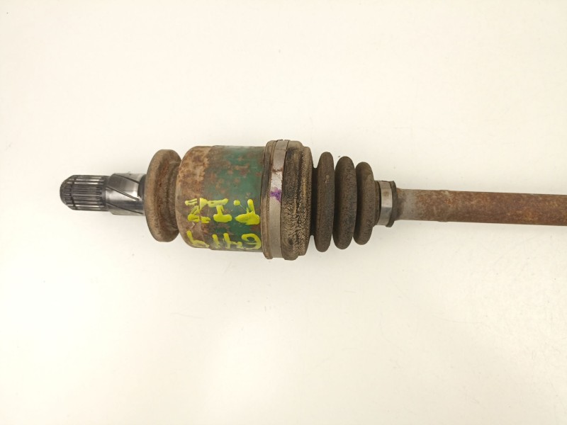 Recambio de transmision trasera izquierda para subaru legacy 2.5 g referencia OEM IAM 28421AE020  