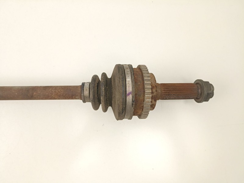 Recambio de transmision trasera izquierda para subaru legacy 2.5 g referencia OEM IAM 28421AE020  