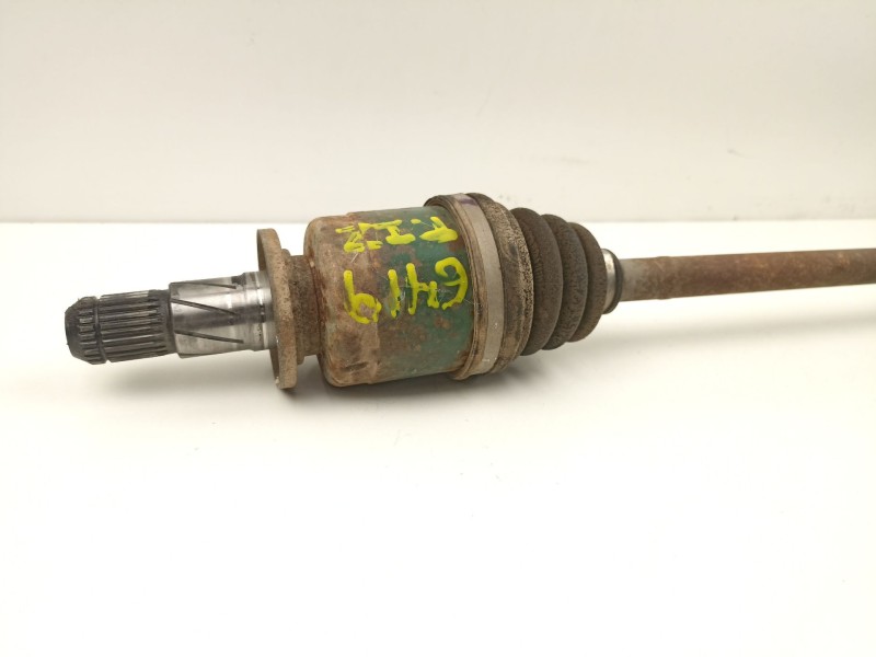 Recambio de transmision trasera izquierda para subaru legacy 2.5 g referencia OEM IAM 28421AE020  