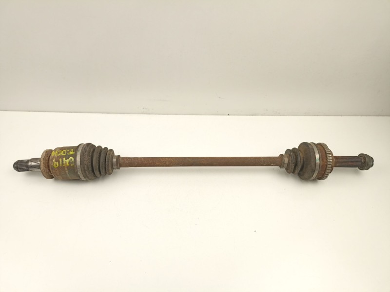 Recambio de transmision trasera derecha para subaru legacy 2.5 g referencia OEM IAM 28421AE010  