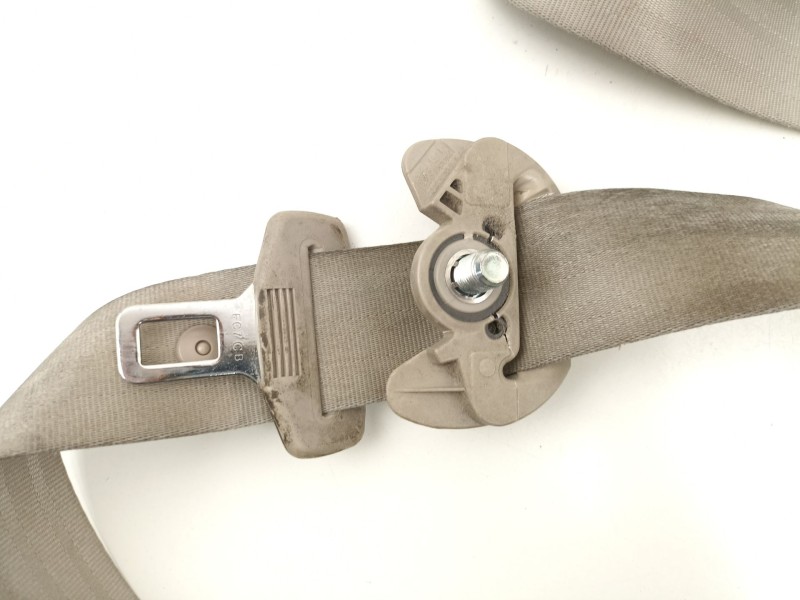Recambio de cinturon seguridad delantero derecho para hyundai sonata v (nf) 2.0 crdi referencia OEM IAM 888203K030QD  