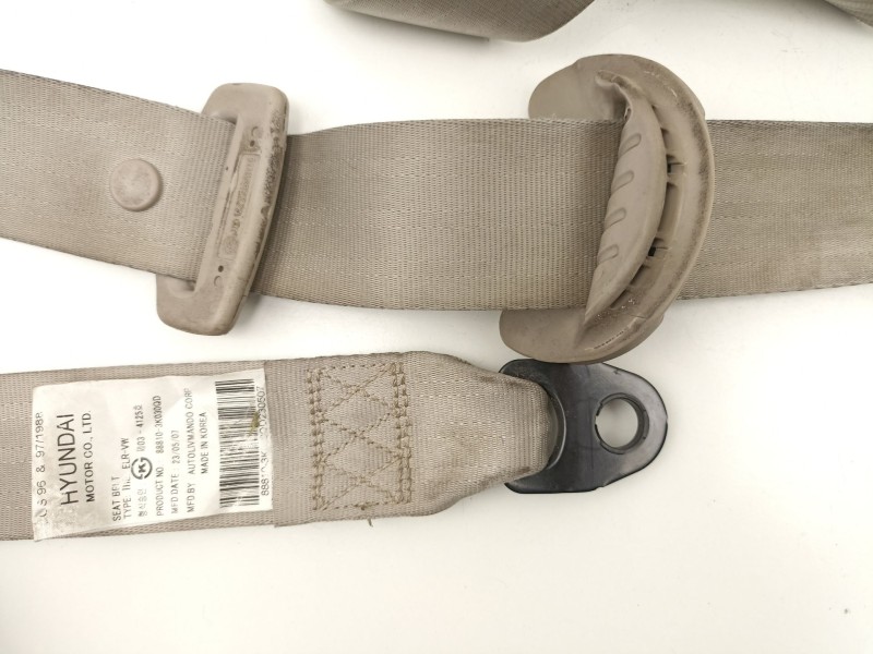 Recambio de cinturon seguridad delantero izquierdo para hyundai sonata v (nf) 2.0 crdi referencia OEM IAM 888103K030QD  