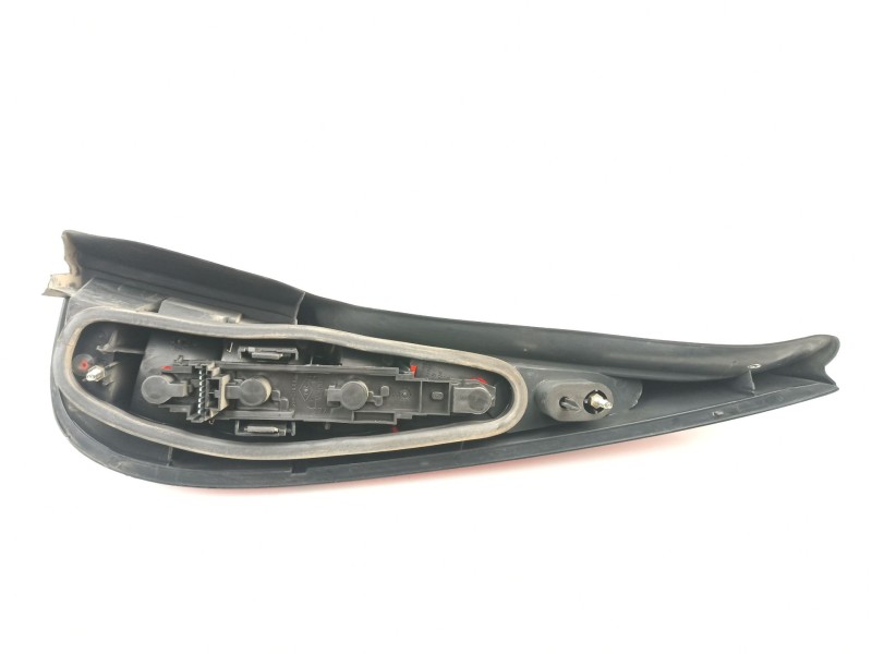 Recambio de piloto trasero izquierdo para renault laguna i grandtour (k56_) 1.9 dti (k56j) referencia OEM IAM 7701040958  