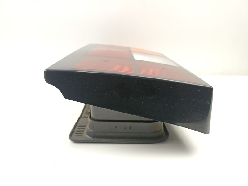 Recambio de piloto trasero izquierdo para volvo 440 (445) 1.8 referencia OEM IAM 3454330 463500 