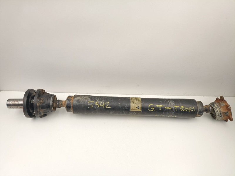 Recambio de transmision central trasera para mitsubishi montero 3.2 did referencia OEM IAM MR581617  