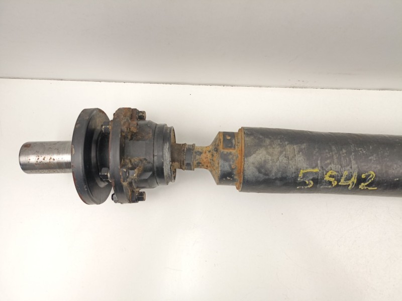 Recambio de transmision central trasera para mitsubishi montero 3.2 did referencia OEM IAM MR581617  