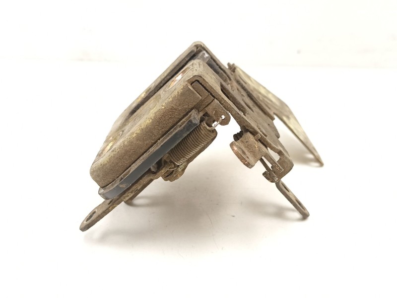 Recambio de cerradura puerta delantera derecha para volvo 440 (445) 1.8 referencia OEM IAM 3345060  