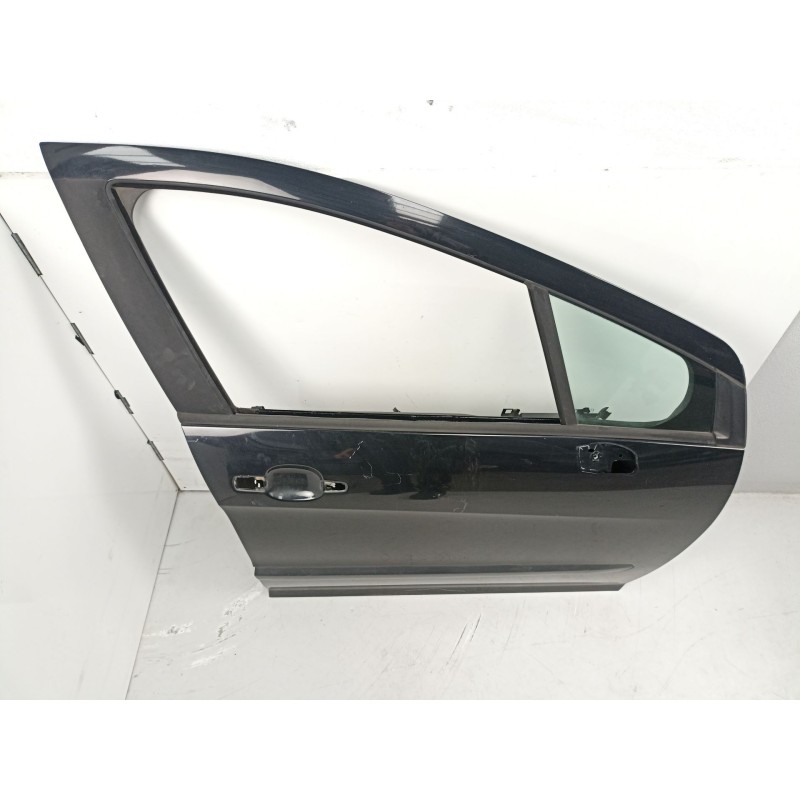 Recambio de puerta delantera derecha para peugeot 308 1.6 hdi referencia OEM IAM 9004CC  