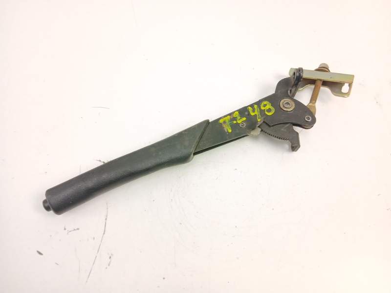 Recambio de palanca freno de mano para peugeot 205 1.8 d referencia OEM IAM 470129  