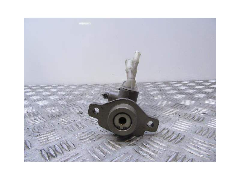 Recambio de bomba de freno para nissan almera 2.2 td referencia OEM IAM   