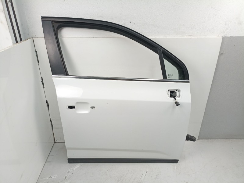 Recambio de puerta delantera derecha para chevrolet orlando (j309) 2.0 d referencia OEM IAM 95242605  