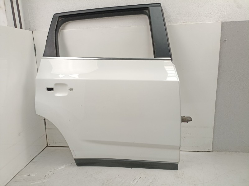 Recambio de puerta trasera derecha para chevrolet orlando (j309) 2.0 d referencia OEM IAM 95242607  