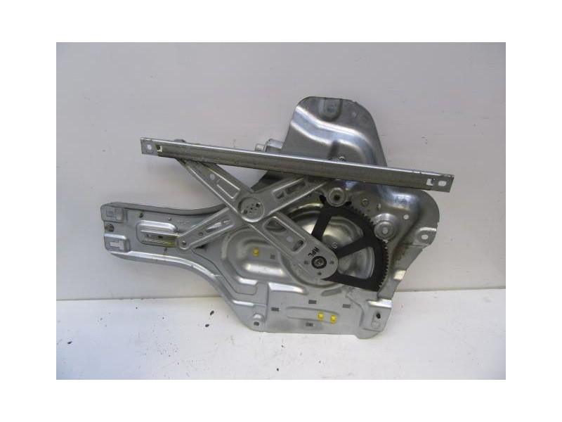 Recambio de elevalunas elec. tra. izq. : kia cerato : 1.6 g (104,96cv) [2005] para kia cerato 1.6 g referencia OEM IAM ELECTRICO