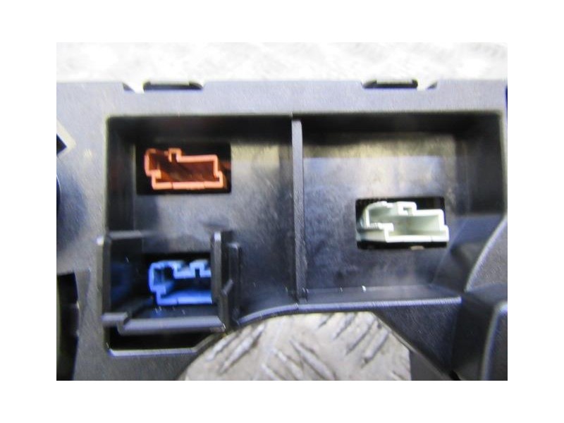 Recambio de mando luces y limpias : citroen c 4 : 1.6 hdi [2005] para citroen c 4 1.6 hdi referencia OEM IAM 6242Z0  