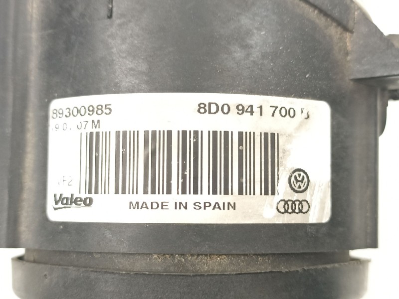 Recambio de antiniebla derecho para audi a4 b5 avant (8d5) 1.9 tdi referencia OEM IAM 8D0941700B 89300985 
