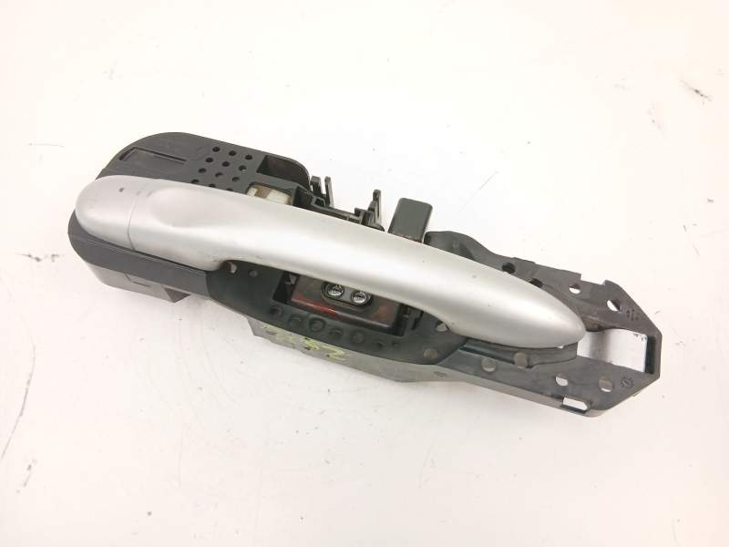 Recambio de manilla trasera izquierda para renault scénic iii (jz0/1_) 1.5 dci referencia OEM IAM 806070033R  