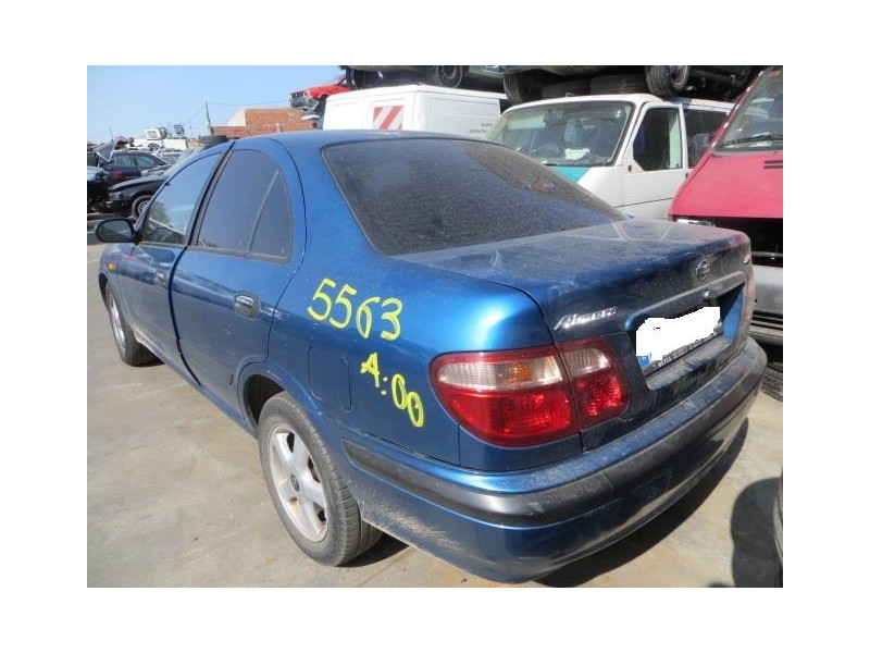 nissan almera del año 2000