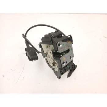 CERRADURA PUERTA TRASERA DERECHA 825020033R 