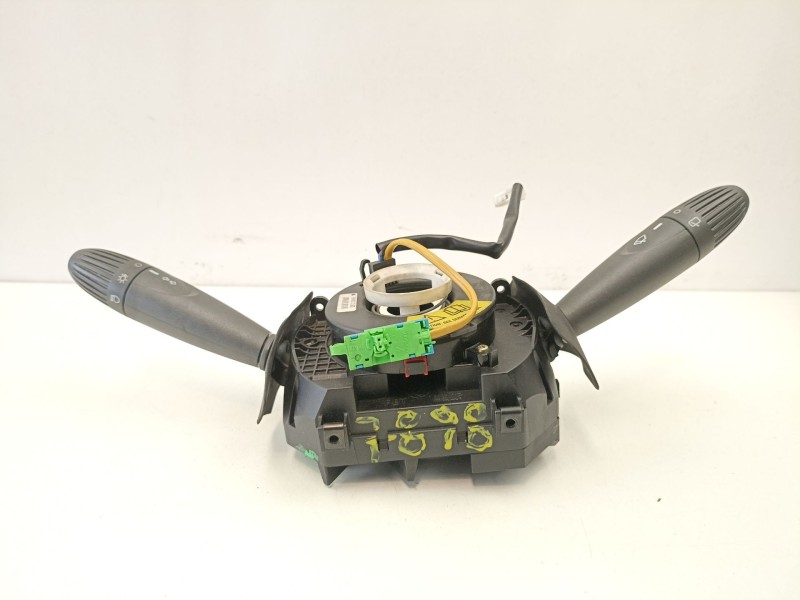 Recambio de mando luces y limpias para fiat punto berlina (188) 1.2 16v cat referencia OEM IAM 735267949  