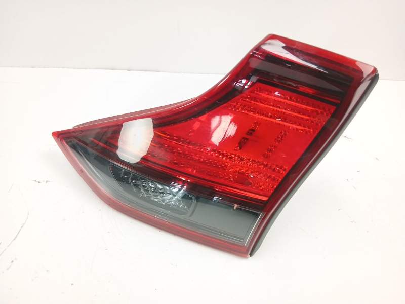 Recambio de piloto porton derecho para hyundai ioniq (ae) 1.6 gdi hybrid referencia OEM IAM 92404G2000  