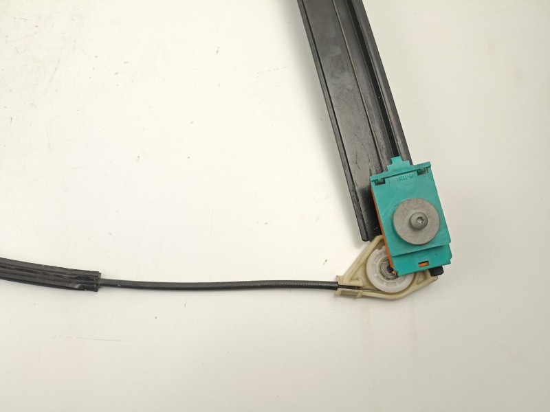 Recambio de elevalunas delantero derecho para audi a6 berlina (4b2) 2.4 (121kw) referencia OEM IAM 4B0837462  