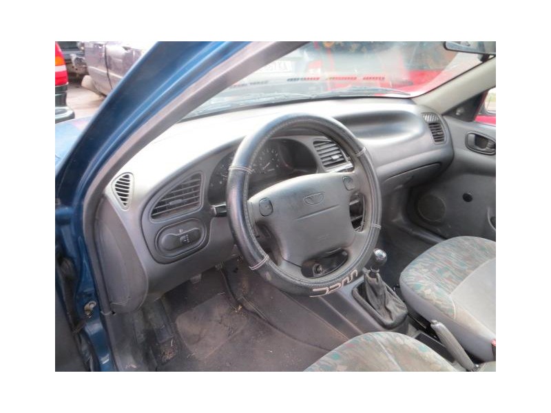 daewoo lanos del año 1998