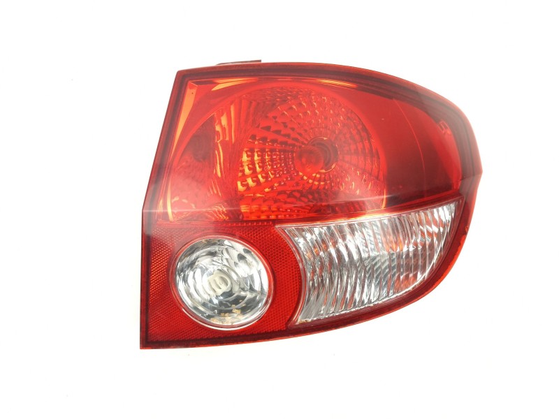 Recambio de piloto trasero derecho para hyundai getz 1.1 g -4hd referencia OEM IAM 924021C010  