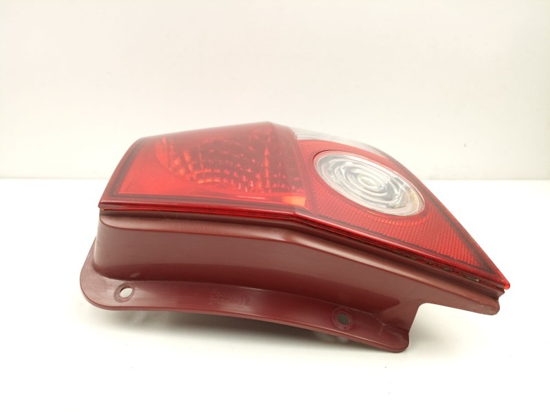 Recambio de piloto trasero derecho para hyundai getz 1.1 g -4hd referencia OEM IAM 924021C010  