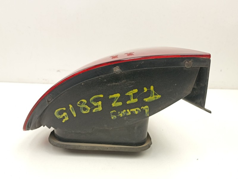 Recambio de piloto trasero izquierdo para daewoo lanos 1.5 g referencia OEM IAM 96304620  